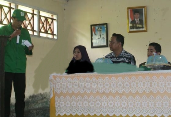 Gambar Mahasiswa KKN Kecamatan Tellu Limpoe Edukasi Masyarakat Tentang Pendidikan dan Keagamaan